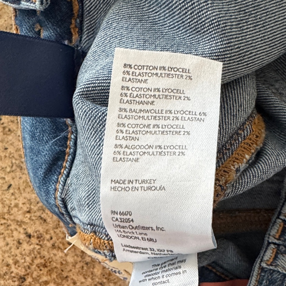Anthropologie PILCRO Dark Blue Flare Jeans - Picture 12 of 12